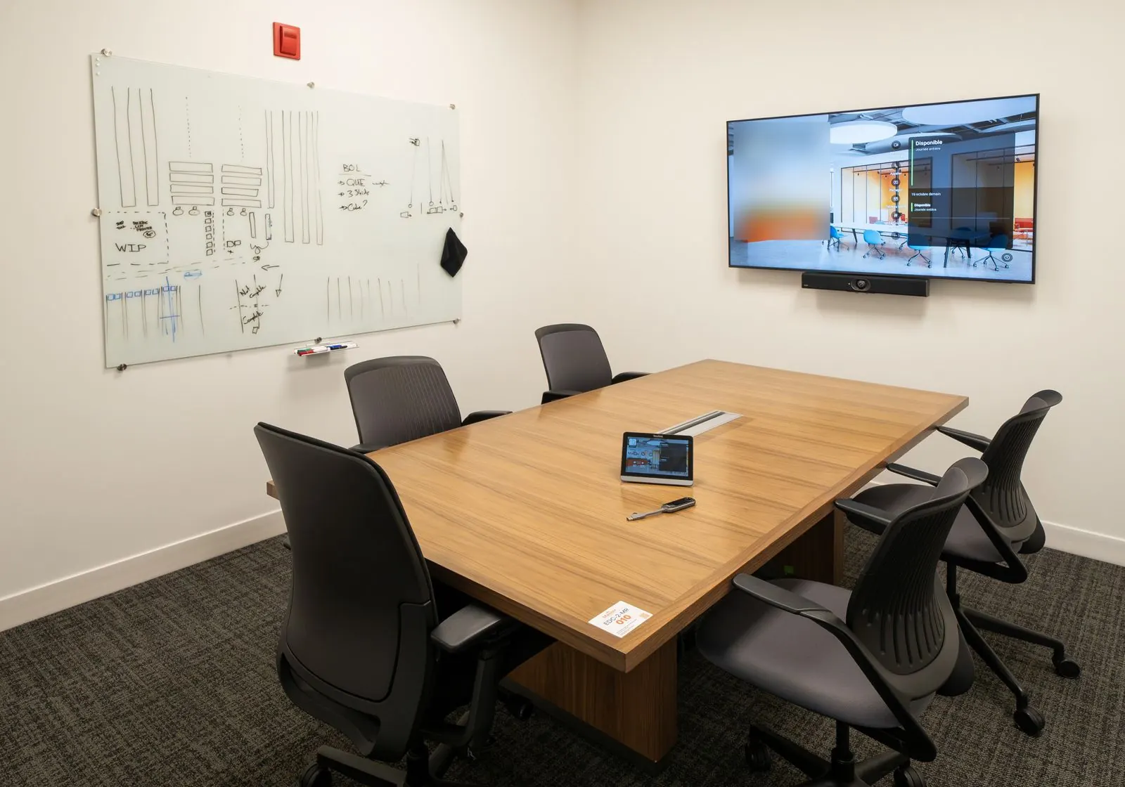 Salles de conférence et lounge modulable pour un siège social — photo 2